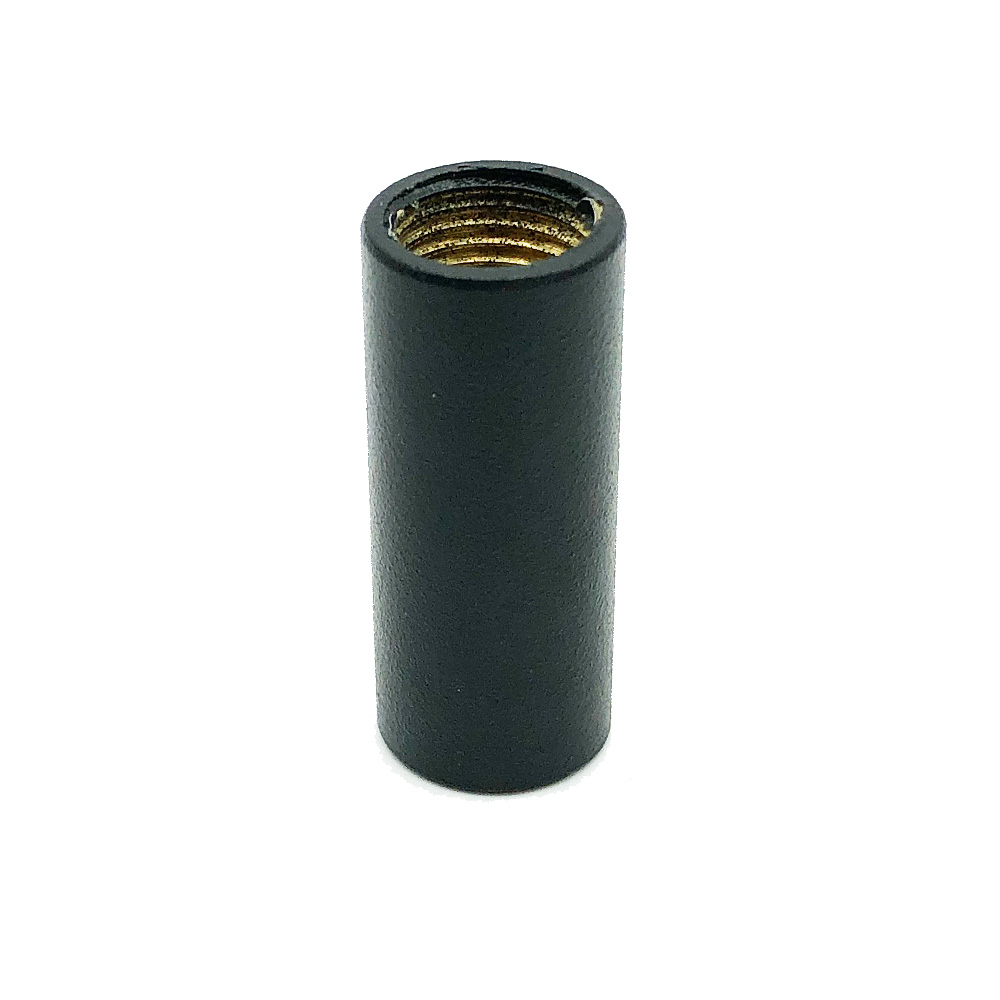 Manguito de metal color negro 30mm de alto con rosca 10/100